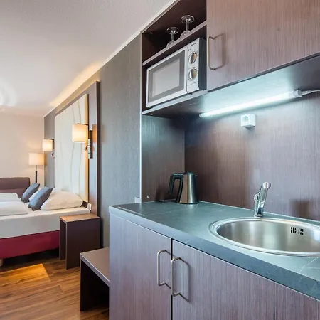 Airways Frankfurt Airport West 3* Raunheim